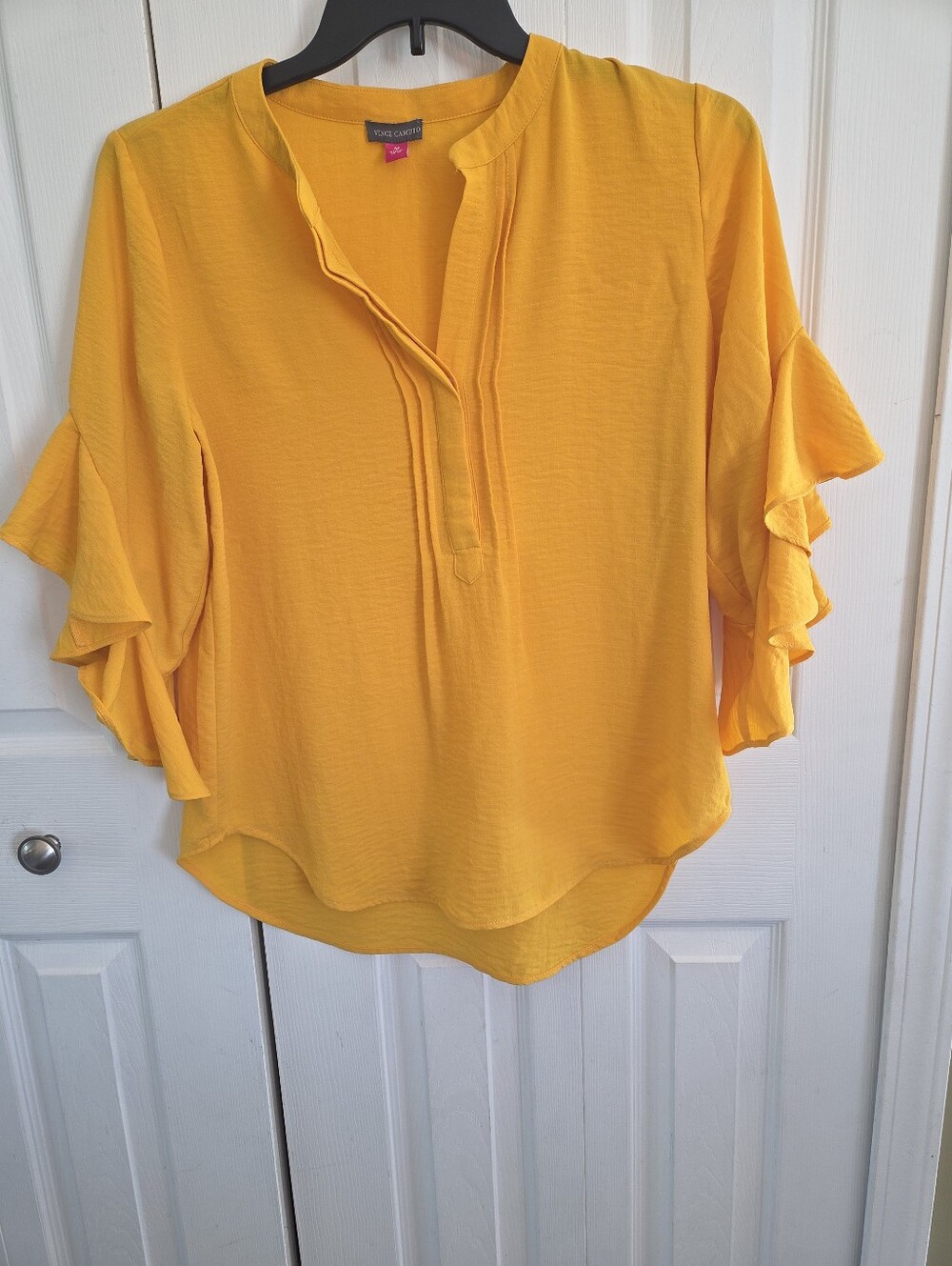 Womens Vince Camuto Bright Yellow Ruffle 1/3 Sleeve Blouse, Size Med
